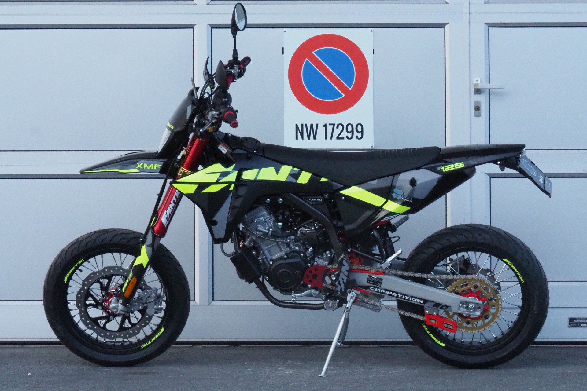 FANTIC XMF 125-image-3