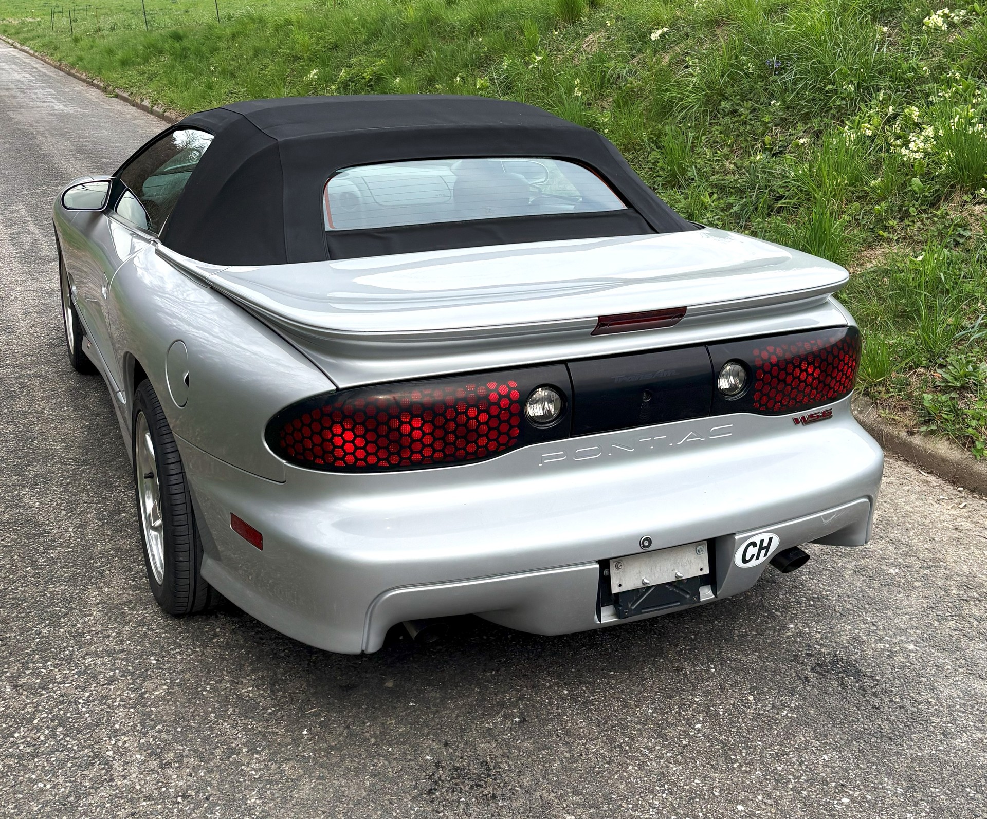 PONTIAC FIREBIRD TRANS AM W5.6-image-4