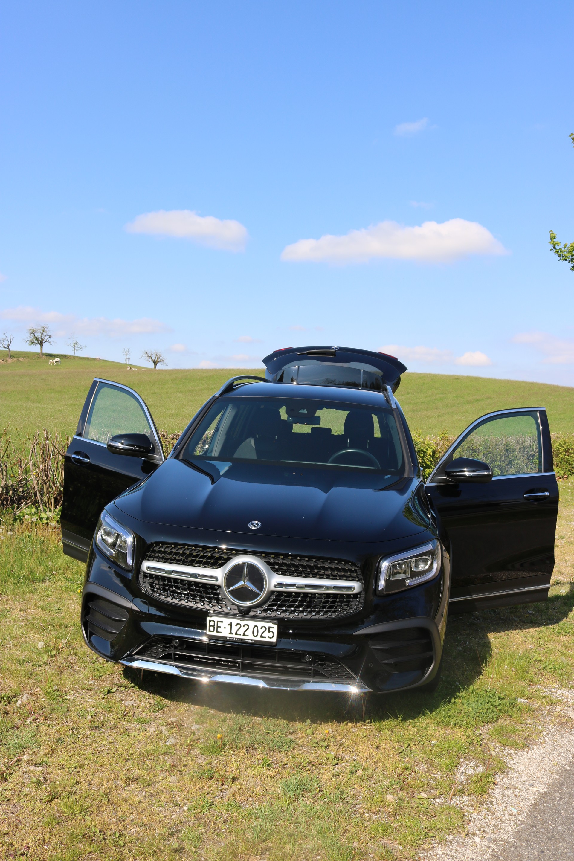 MERCEDES-BENZ GLB 220 d 4Matic AMG Line 8G-Tronic-image-2