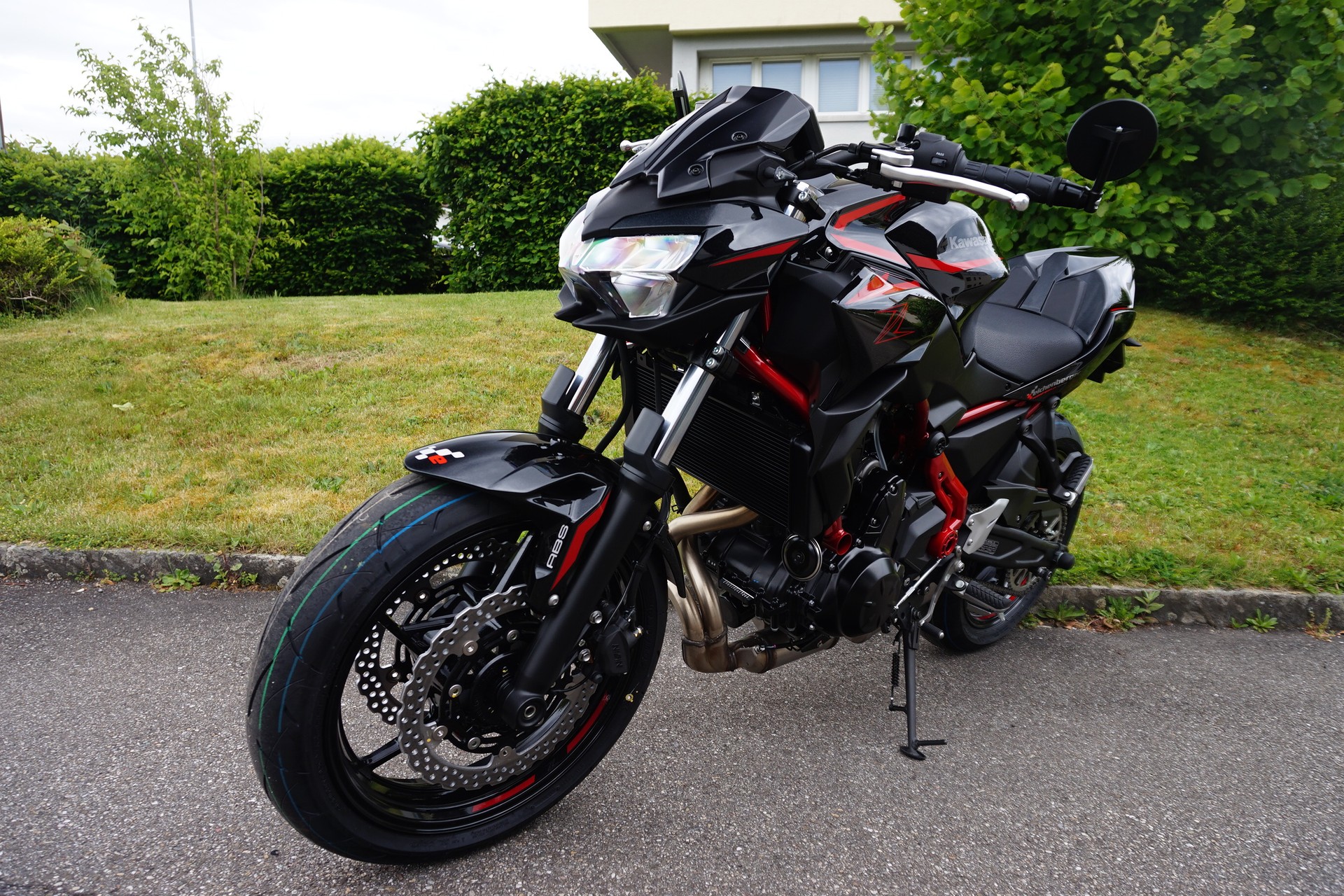 KAWASAKI Z 650 ABS (35kW/50kW) mit Heckumbau-image-1