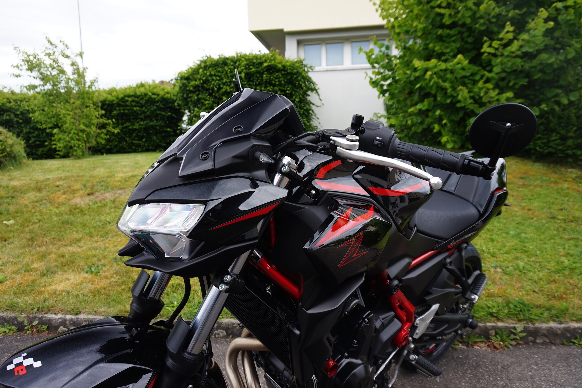 KAWASAKI Z 650 ABS (35kW/50kW) mit Heckumbau-image-4