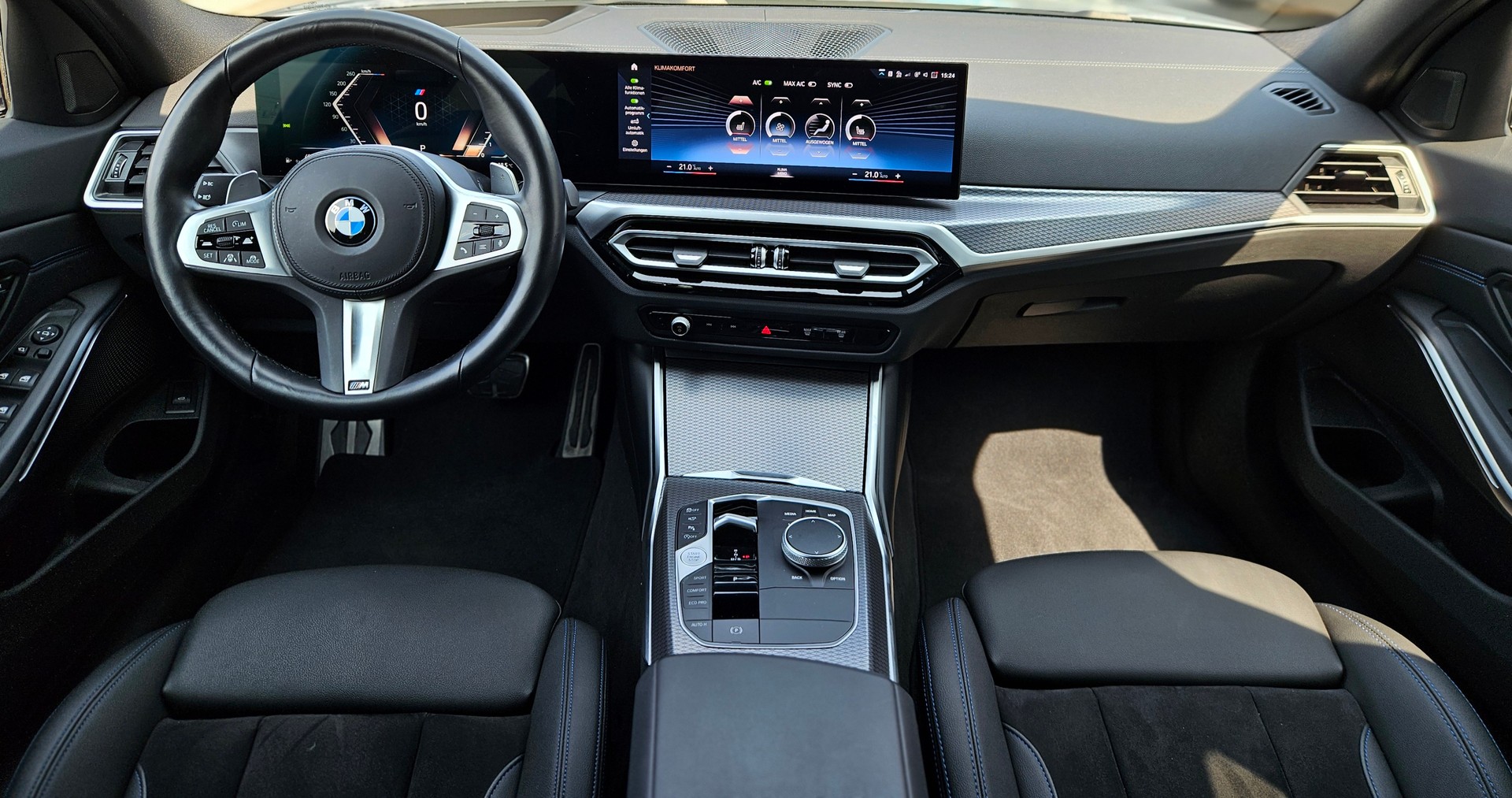 BMW 318i Touring Steptronic M Sport-image-5