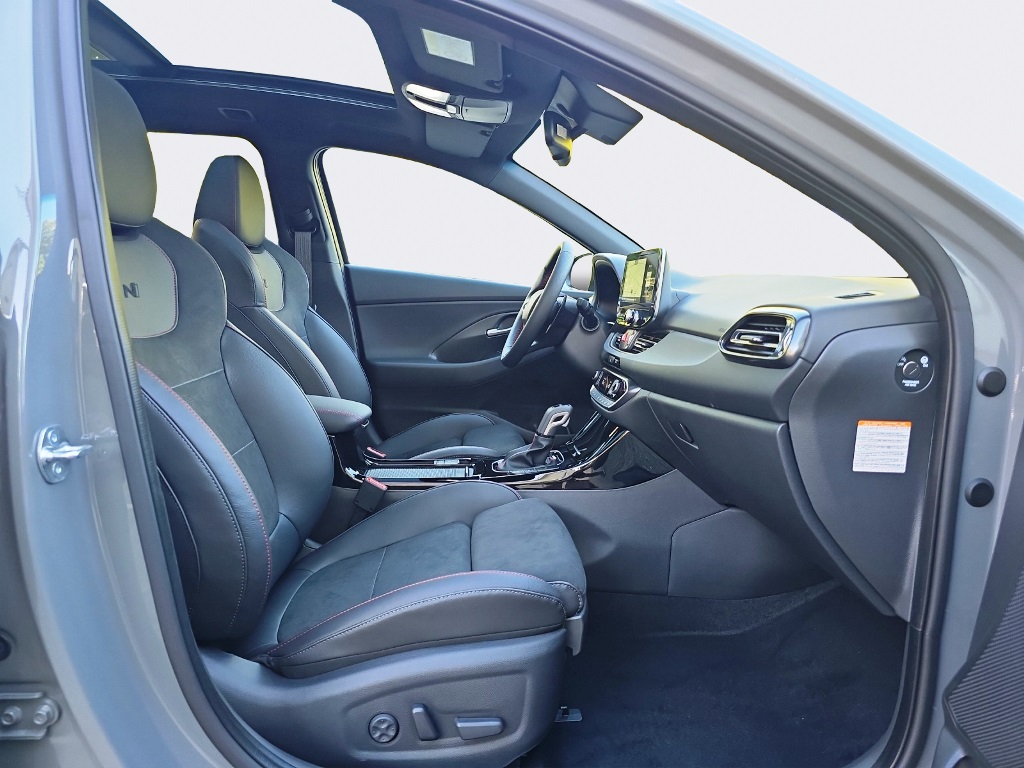HYUNDAI i30 Wagon 1.5 T-GDi N-Line-image-9
