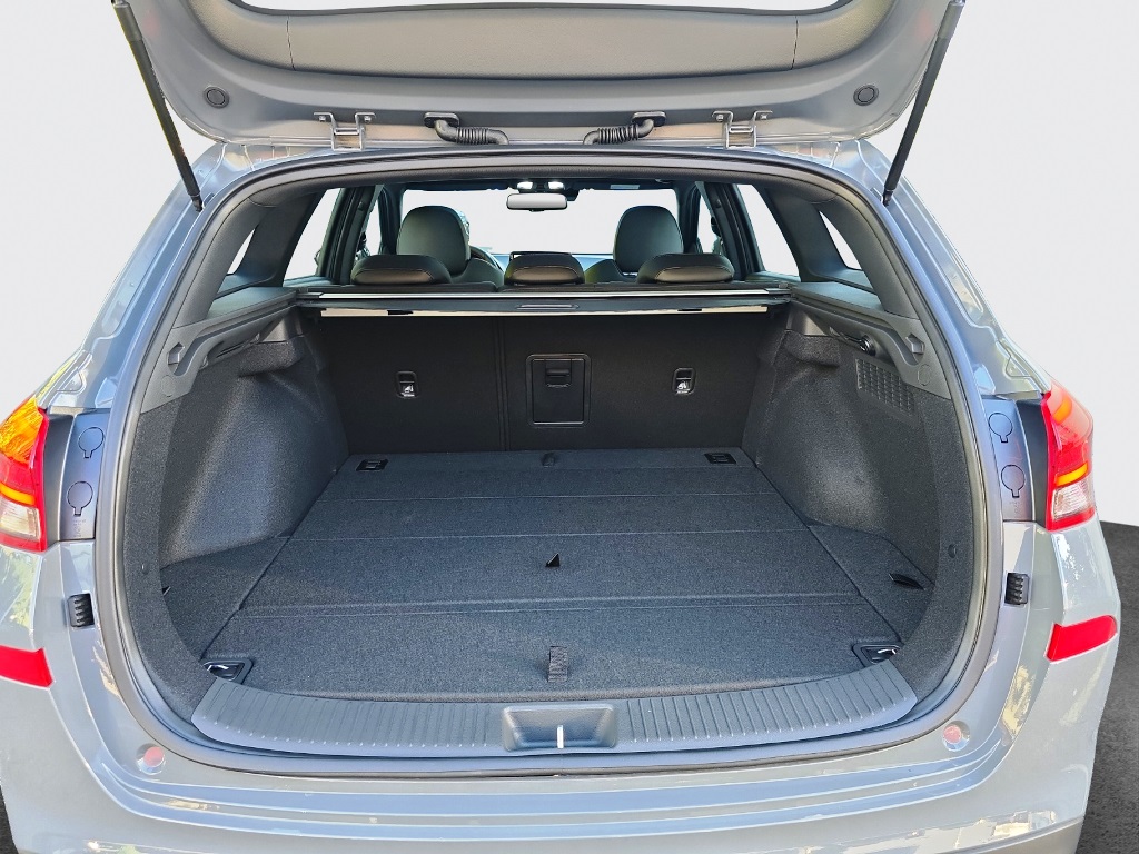 HYUNDAI i30 Wagon 1.5 T-GDi N-Line-image-11