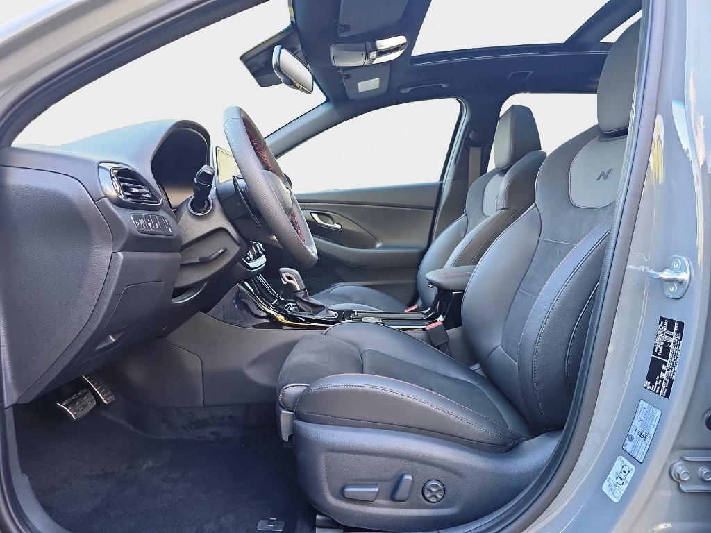 HYUNDAI i30 Wagon 1.5 T-GDi N-Line-image-8