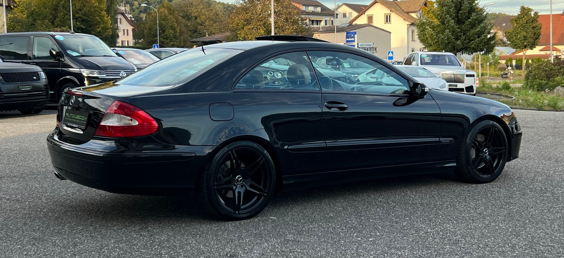 MERCEDES-BENZ CLK 350 Elégance 7G-Tronic I designo (CH)-image-4
