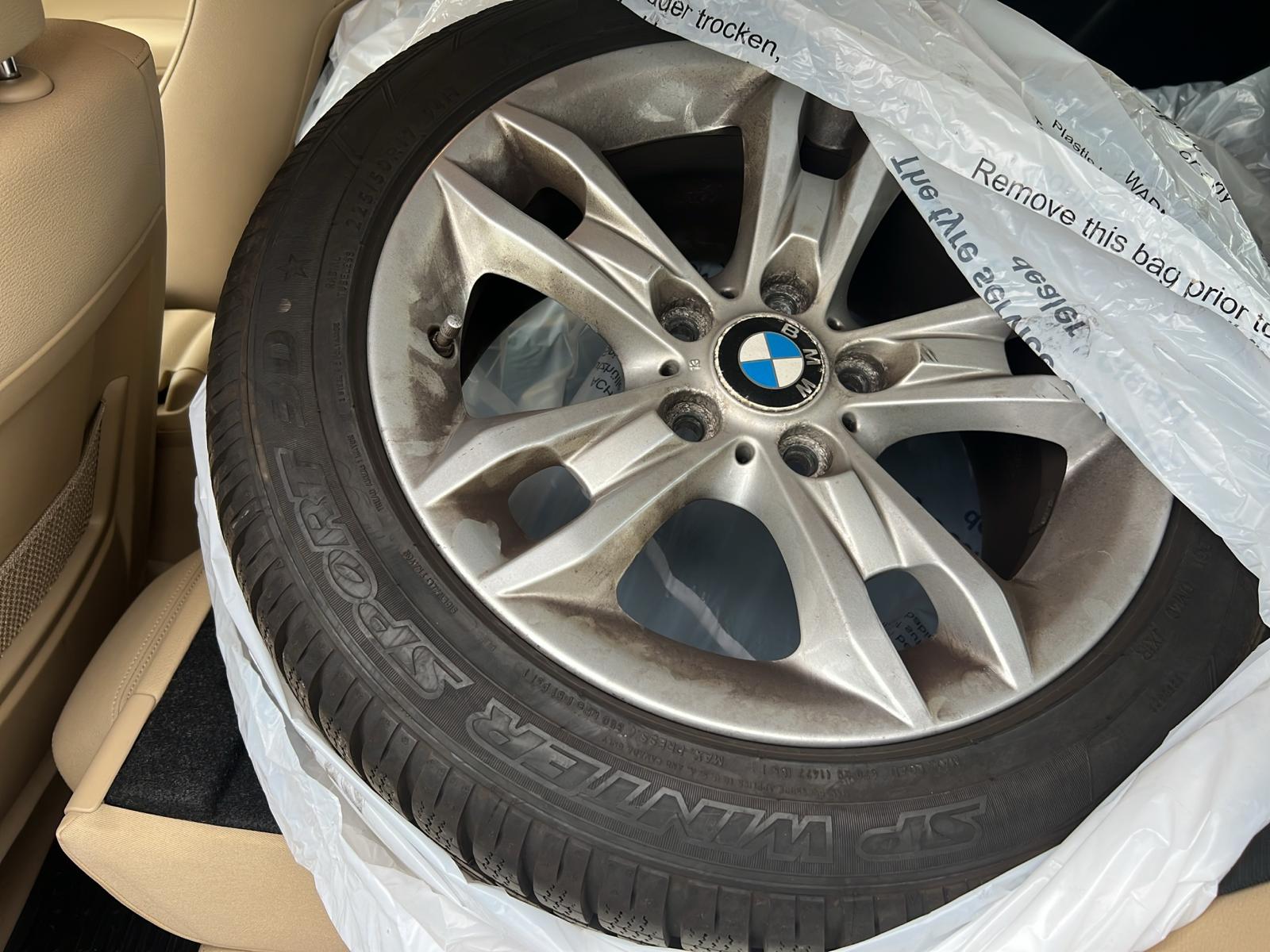 BMW X1 sDrive 18i-image-12