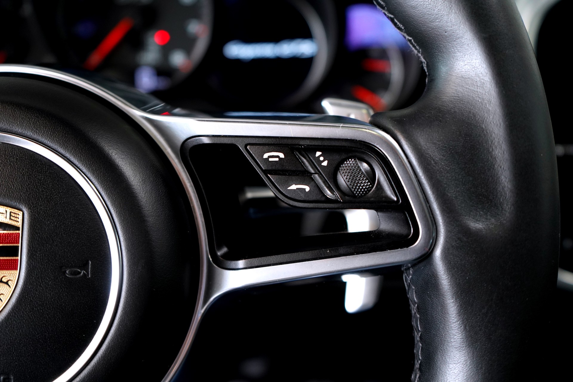 PORSCHE Cayenne GTS-image-15