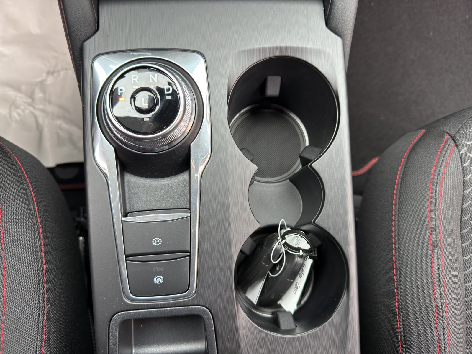 FORD Kuga 2.5 PHEV ST-Line FWD-image-22
