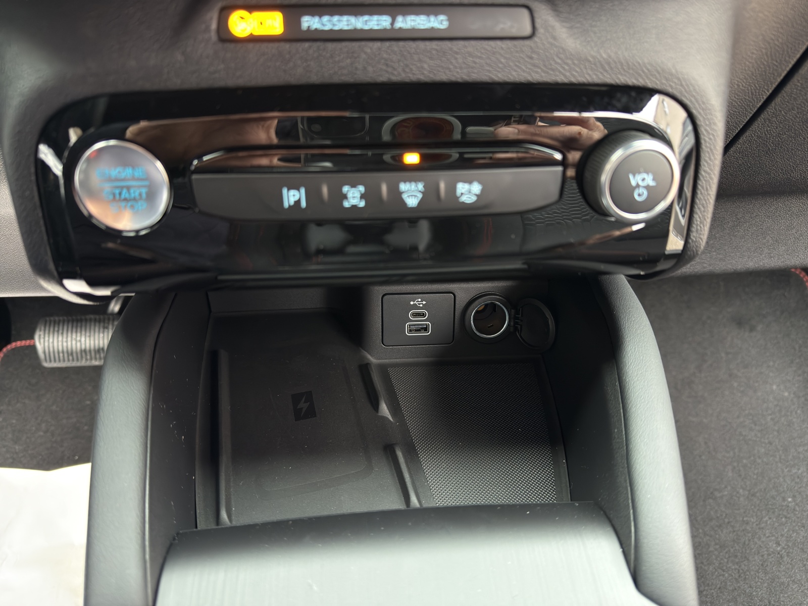FORD Kuga 2.5 PHEV ST-Line FWD-image-15