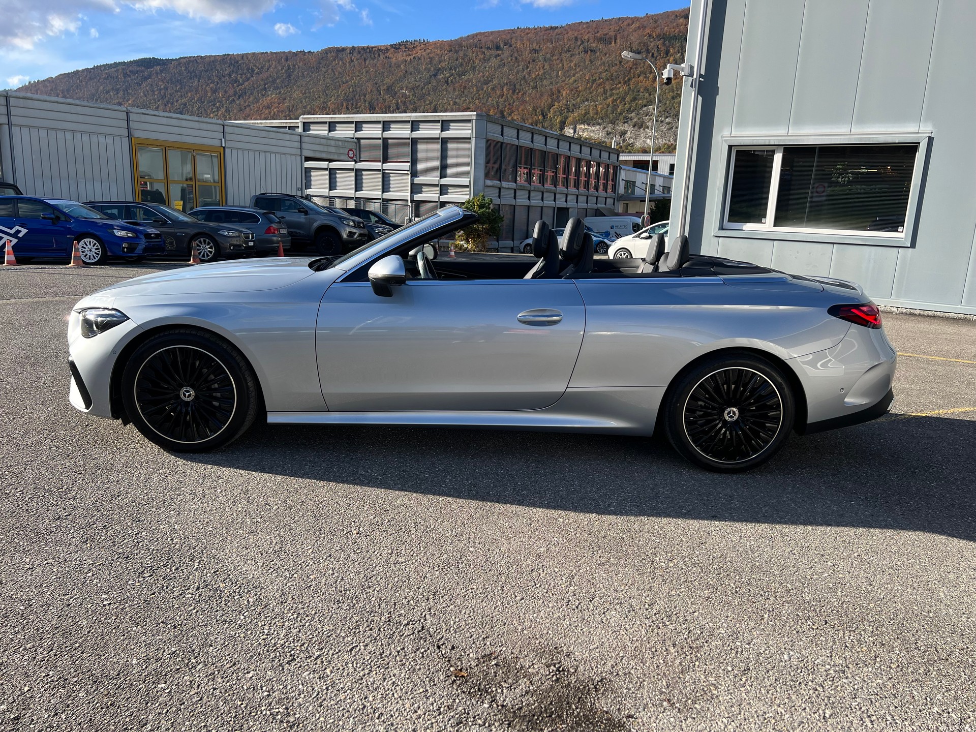 MERCEDES-BENZ "AMG CLE 200 CABRIO" 4MATIC 9G-TRONIC. CH WAGEN. TOP AUSSTATTUNG. AMG PREMIUM. AMG INTERIEUR + AMG EXTERIEUR !!-image-13