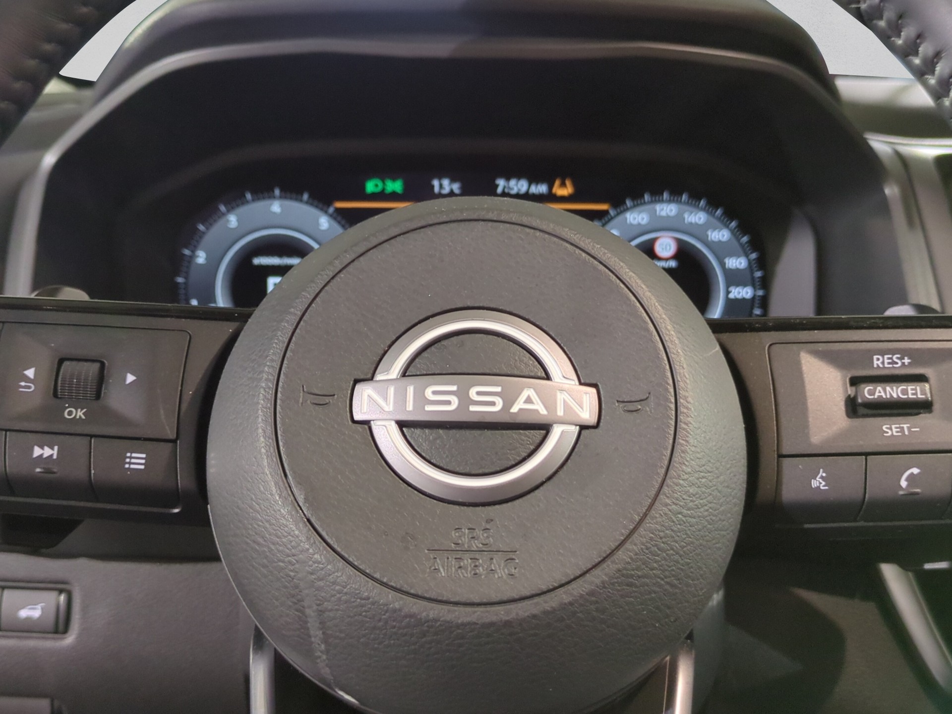 NISSAN Qashqai 1.3 DIG-T MHEV N-Connecta Xtronic-image-10