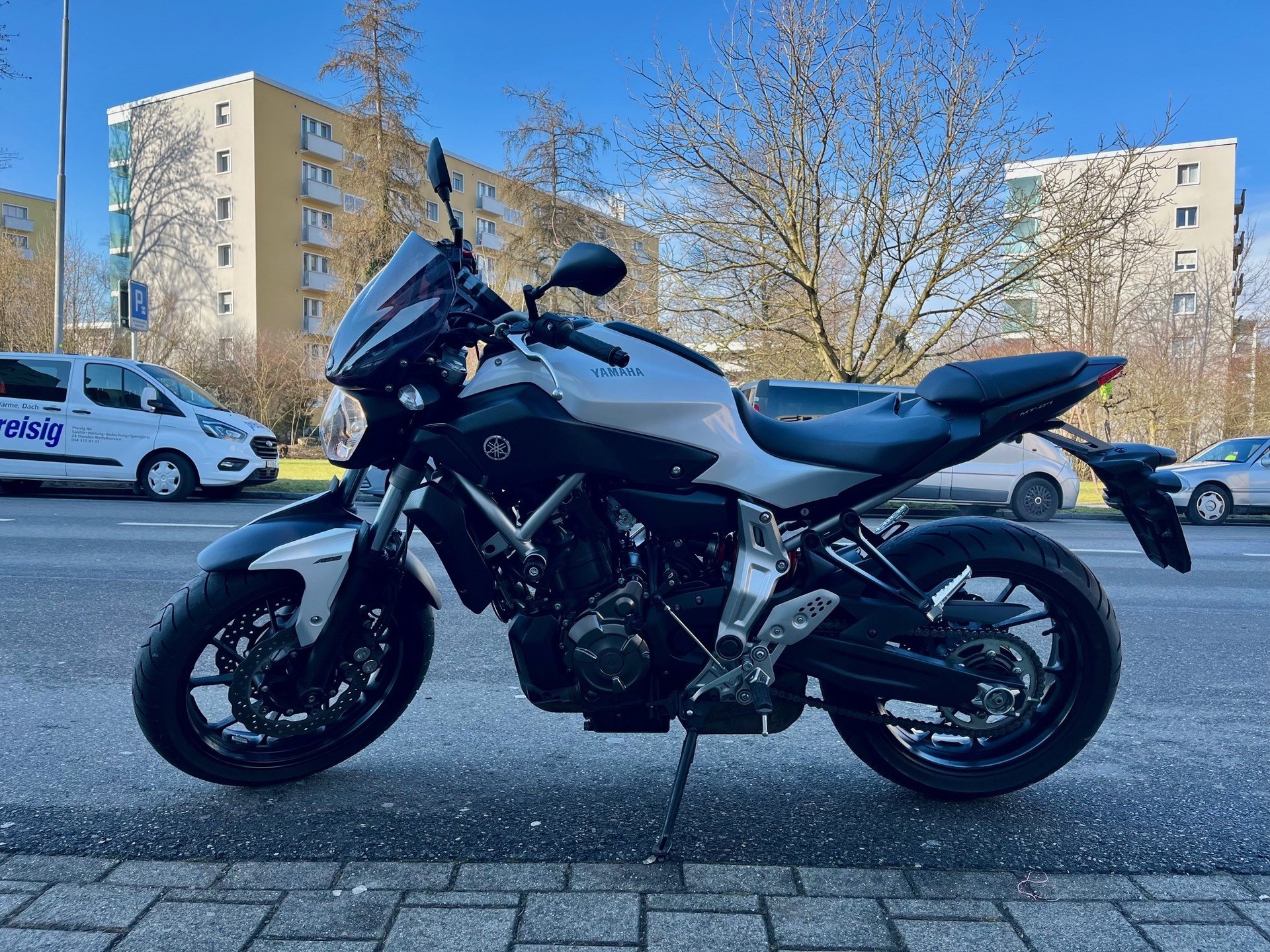 YAMAHA MT-07 ABS - GRATIS LIEFERUNG*-image-0