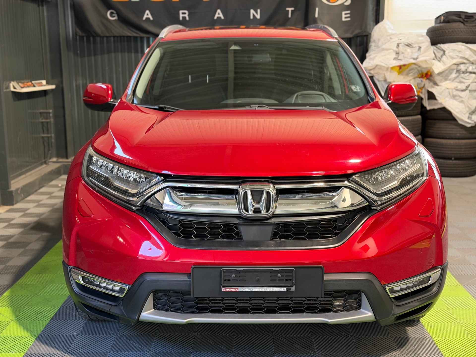HONDA CR-V 1.5 i-VTEC Executive 4WD Automatic-image-1
