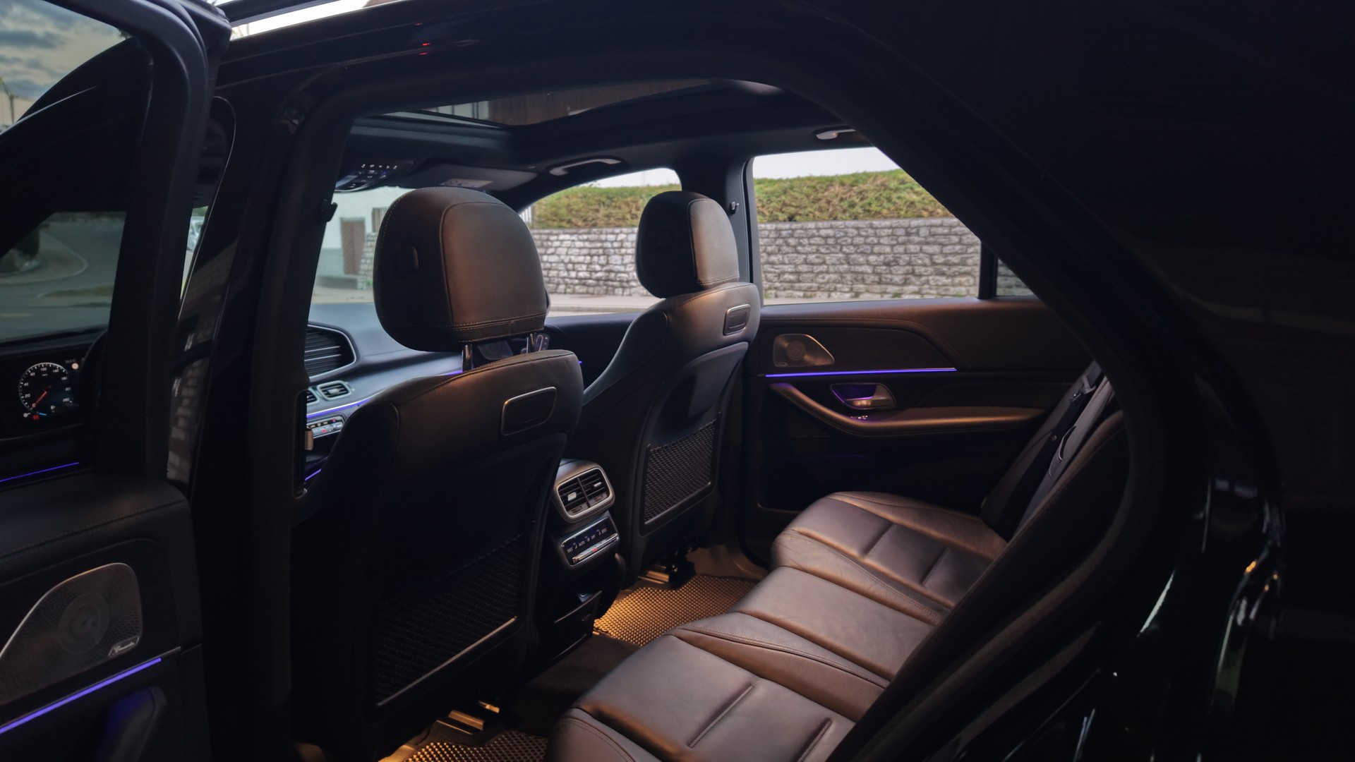MERCEDES-BENZ GLE 450 4Matic AMG Line 9G-Tronic-image-12