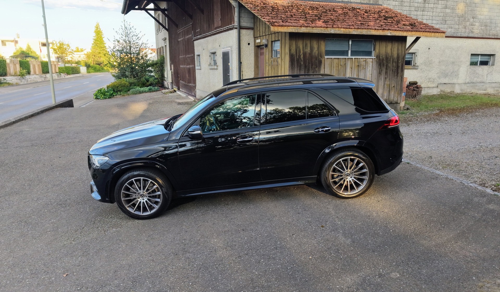 MERCEDES-BENZ GLE 450 4Matic AMG Line 9G-Tronic-image-6