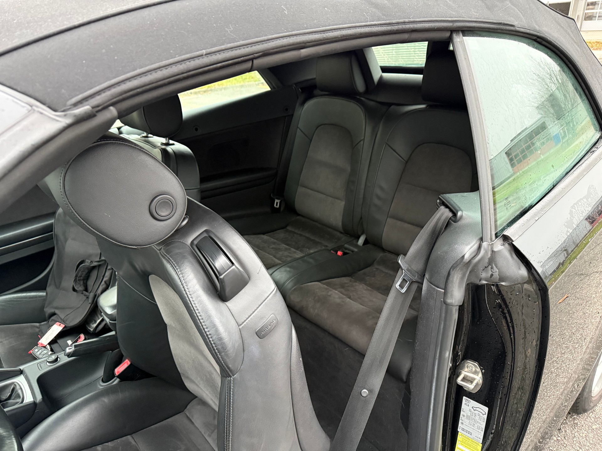 AUDI A3 Cabriolet 1.8 TFSI Style-image-7