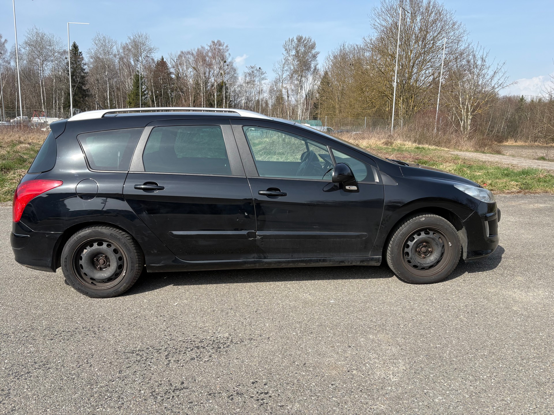 PEUGEOT 308 SW 2.0 HDI Sport Automatic-image-8