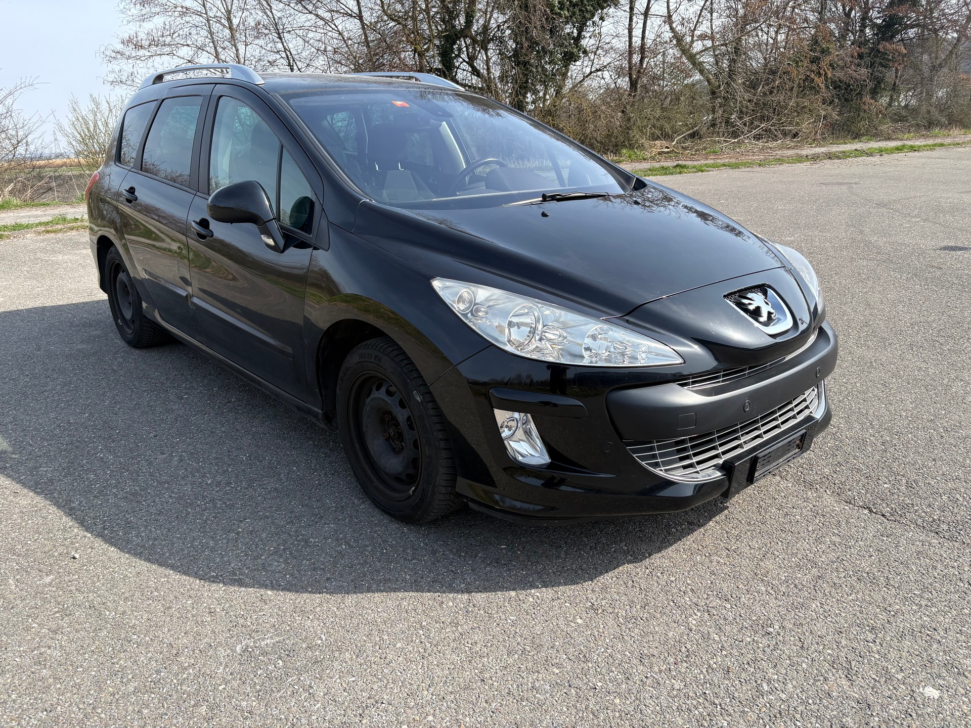 PEUGEOT 308 SW 2.0 HDI Sport Automatic-image-2