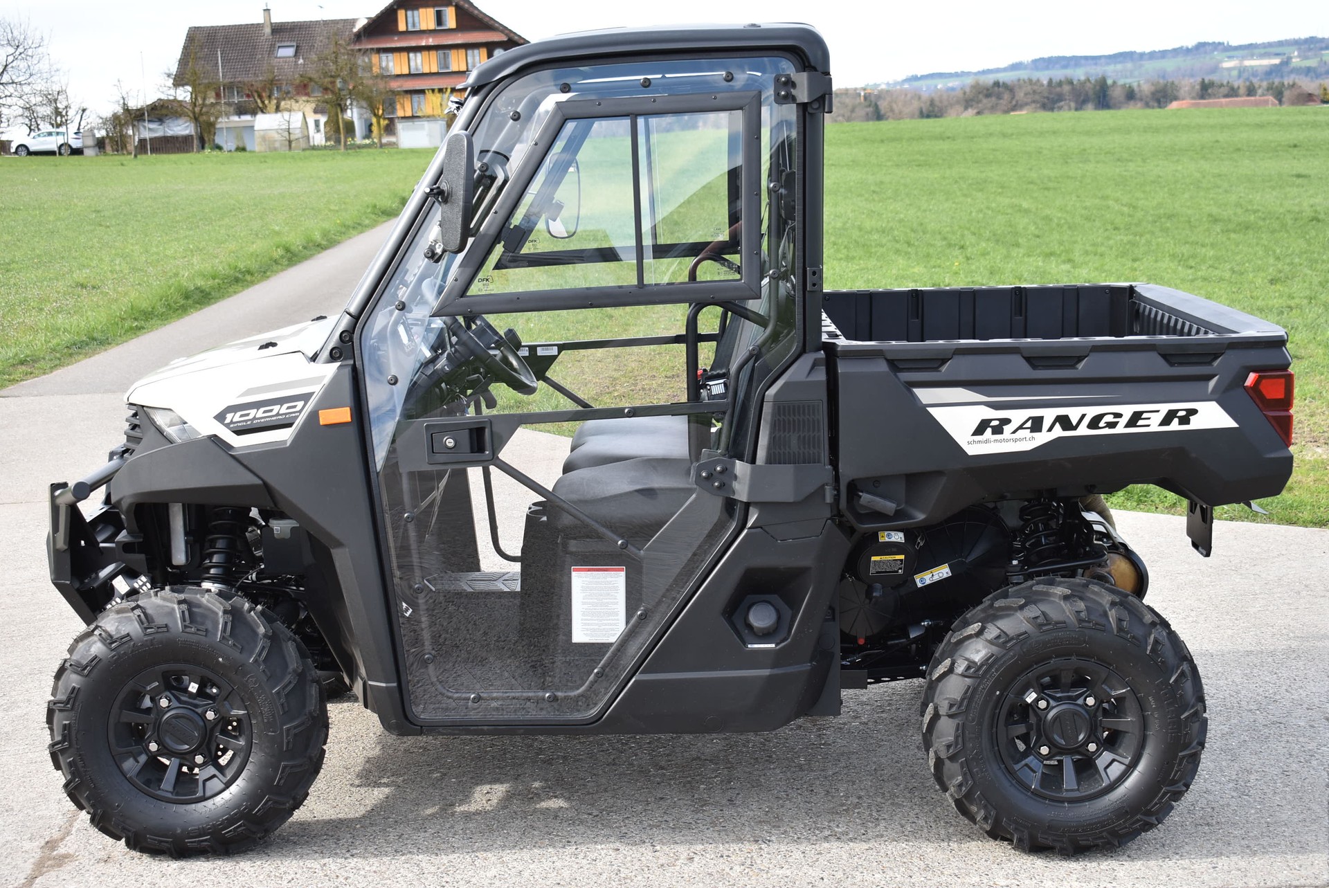 POLARIS XP 1000-showroom-element-3