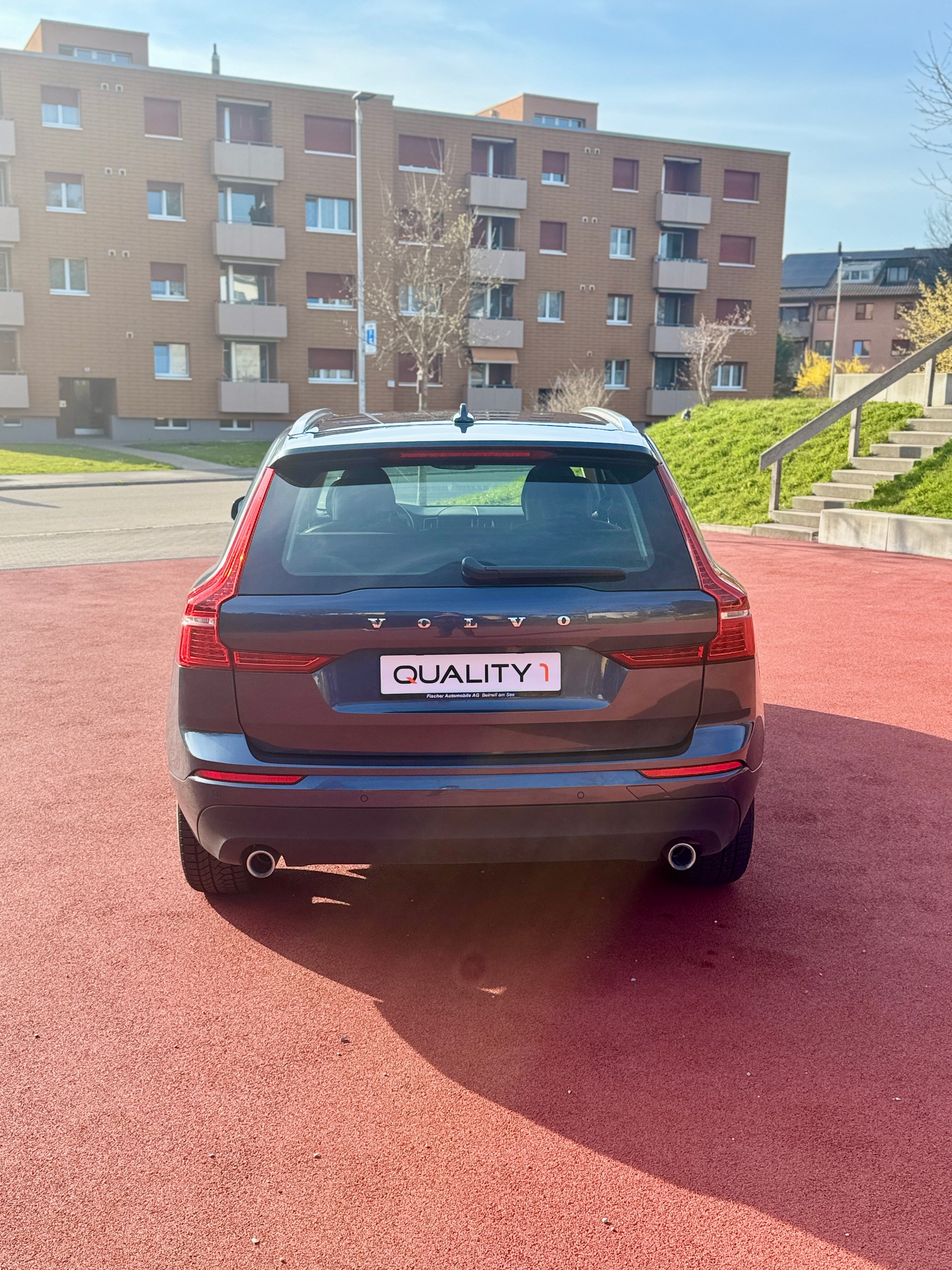VOLVO XC60 D4 Momentum Geartronic-image-5