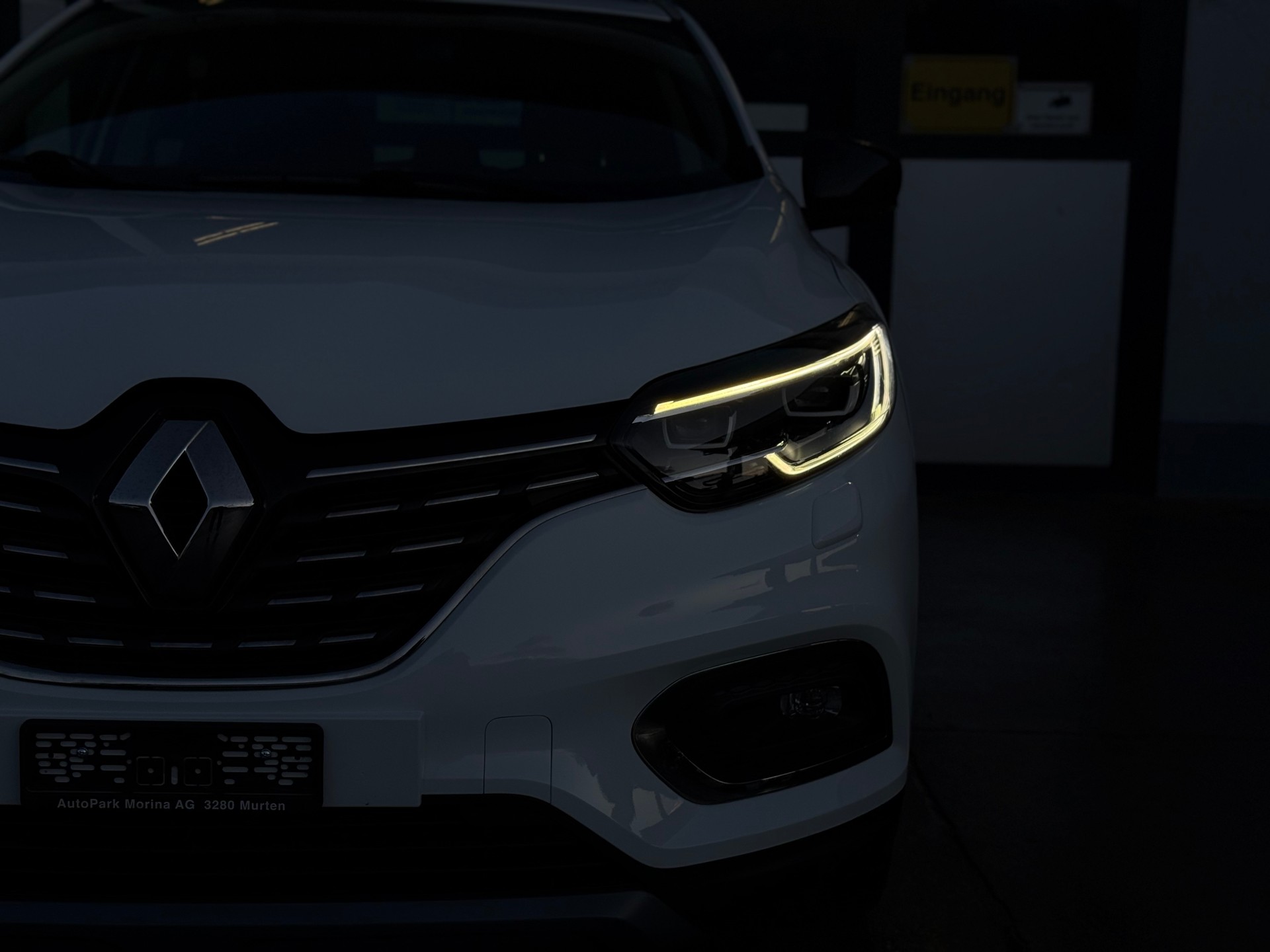 RENAULT Kadjar 1.7 Blue dCI Business 4WD-image-8