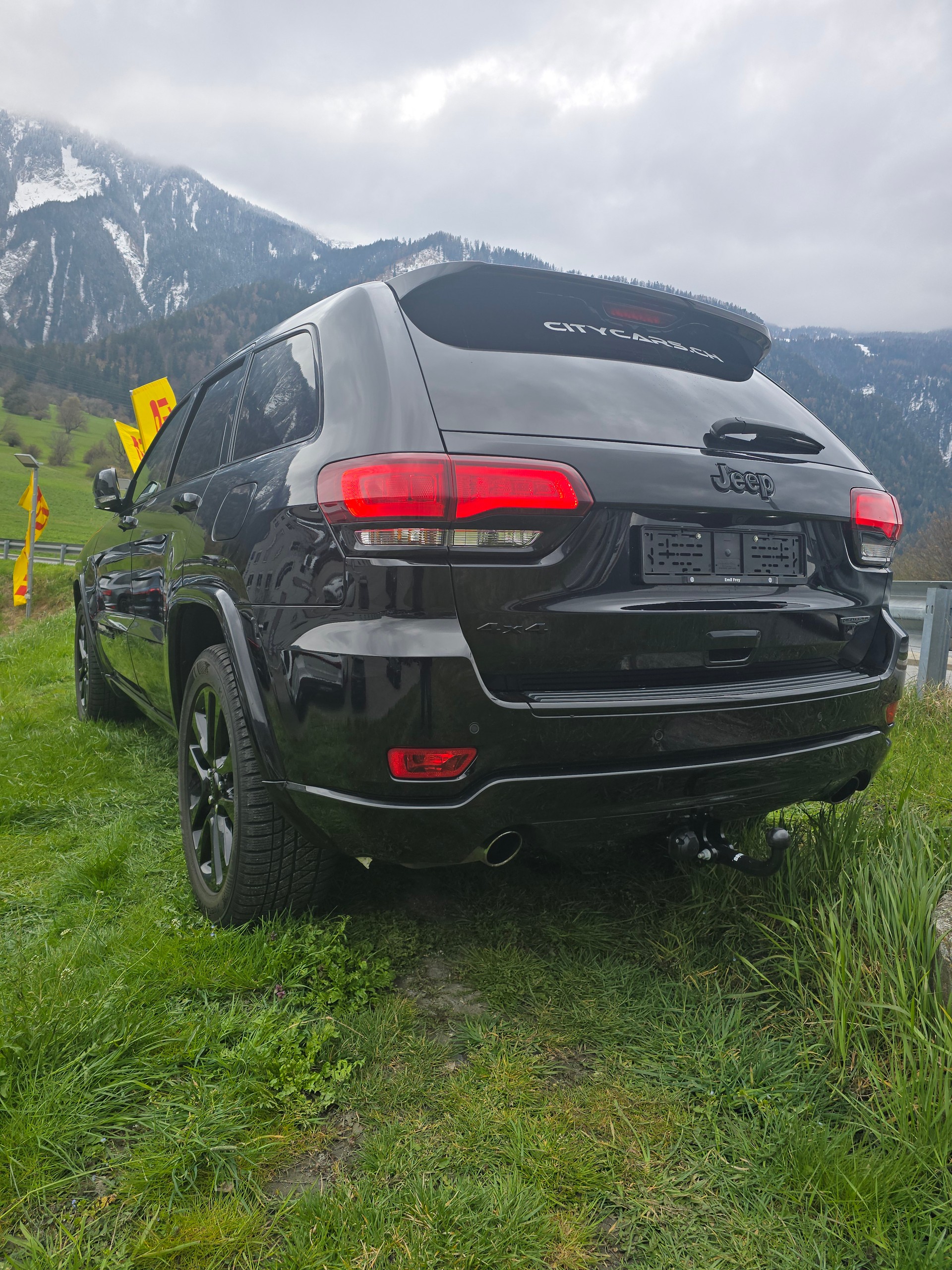JEEP Grand Cherokee 3.0 CRD Night Eagle Automatic-image-5