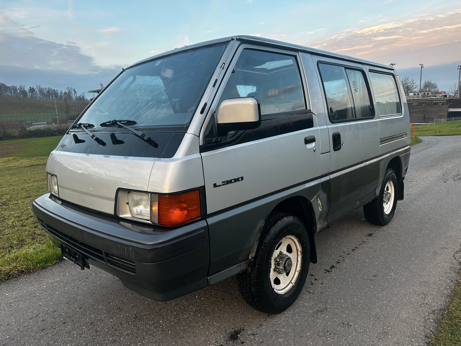 MITSUBISHI L 300 Country 4x4 2.3