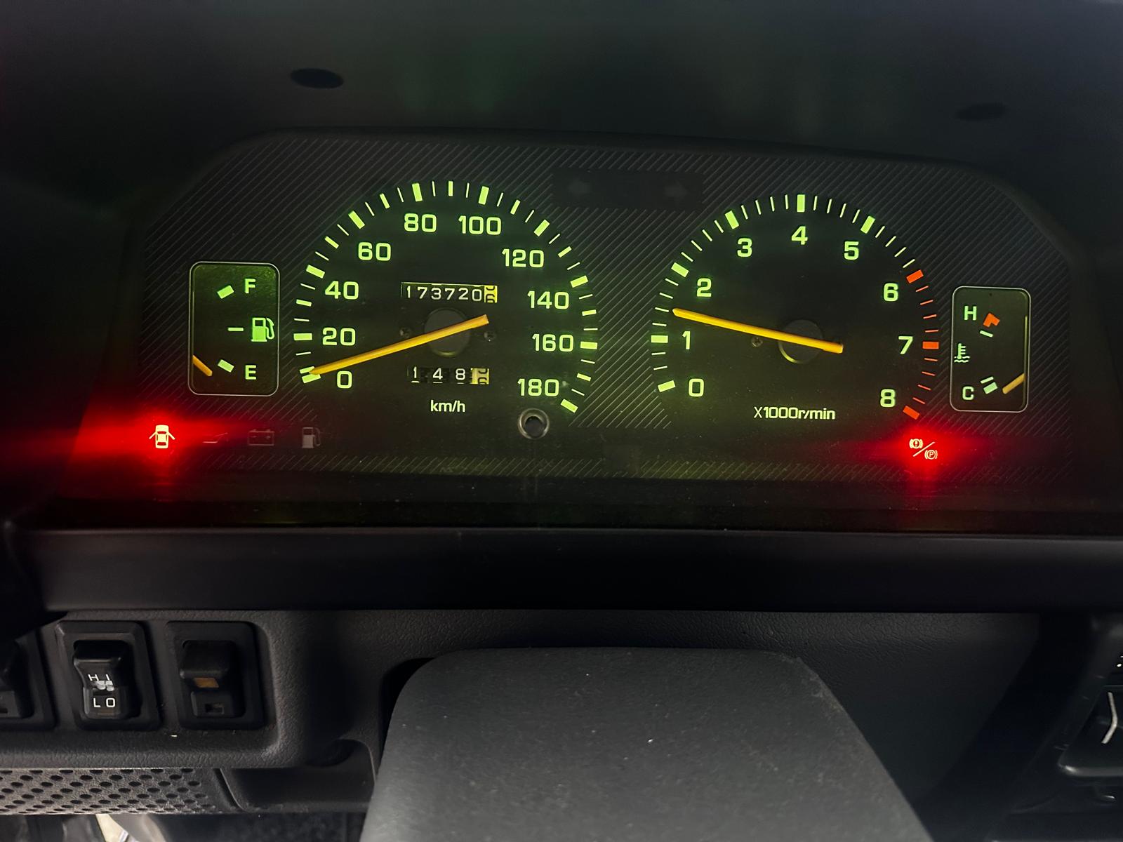 MITSUBISHI L 300 Country 4x4 2.3-image-13