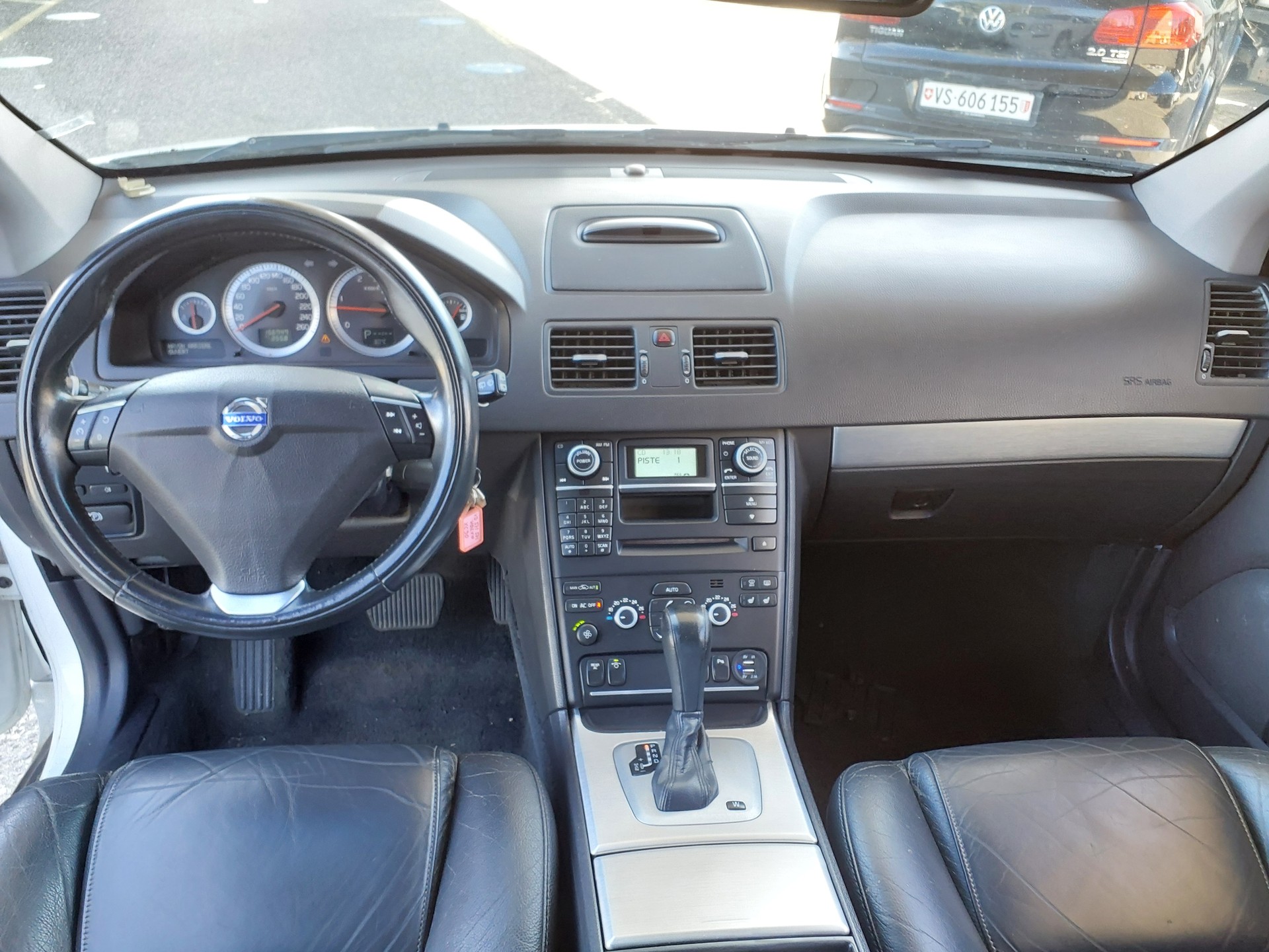VOLVO XC90 D5 AWD Summum Geartronic-image-9