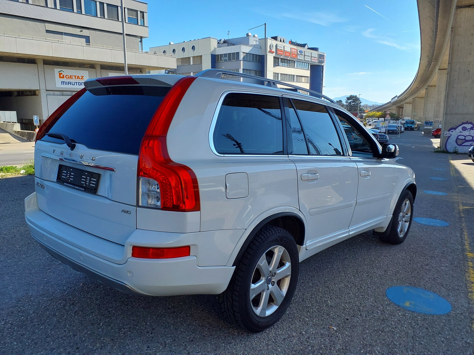 VOLVO XC90 D5 AWD Summum Geartronic-image-6