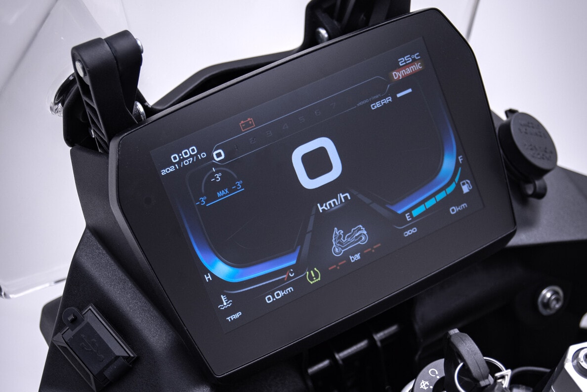 VOGE 900 DSX ADVENTURE BLACK NIGHT-image-10