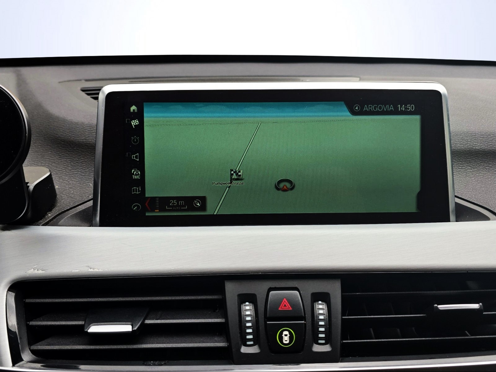 BMW X1 xDrive 25d M-Sport Steptronic-image-14