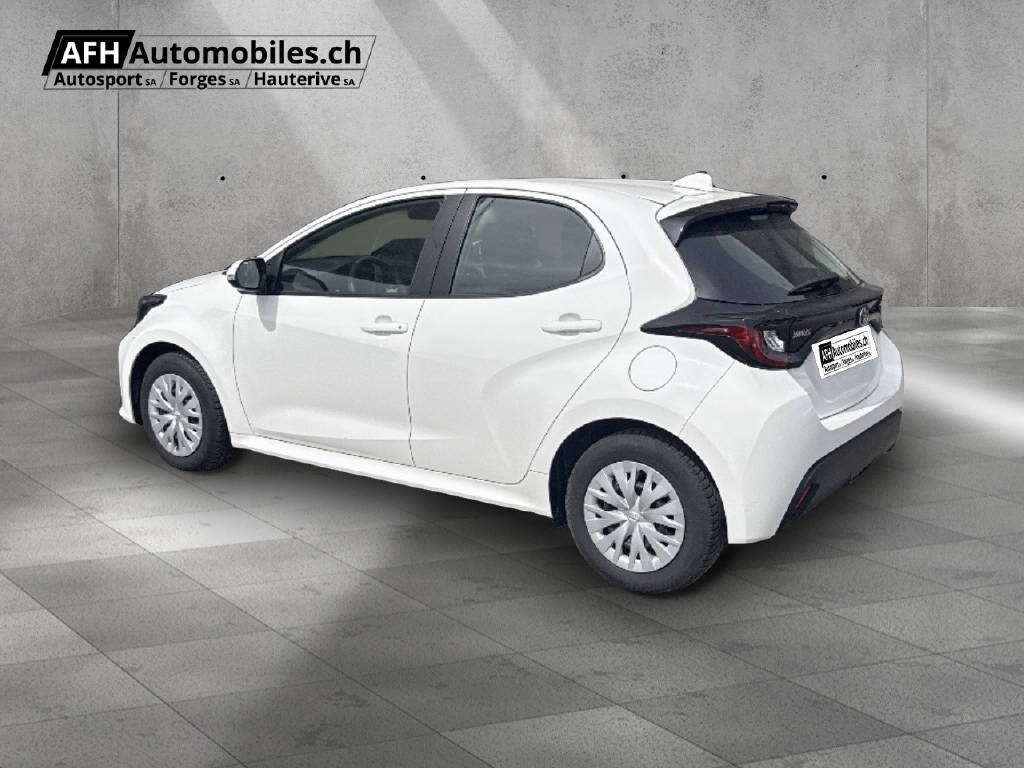 TOYOTA Yaris 1.5 VVT-i HSD Comfort-showroom-element-2