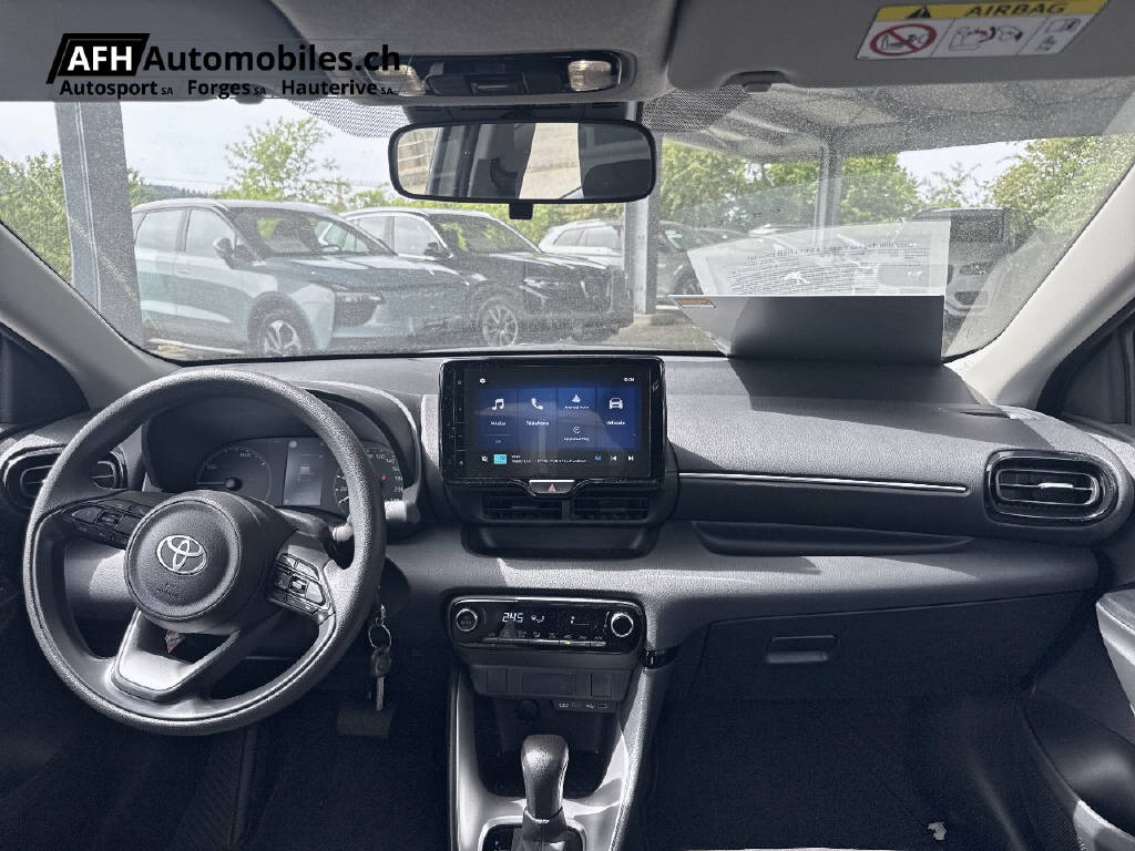 TOYOTA Yaris 1.5 VVT-i HSD Comfort-image-12