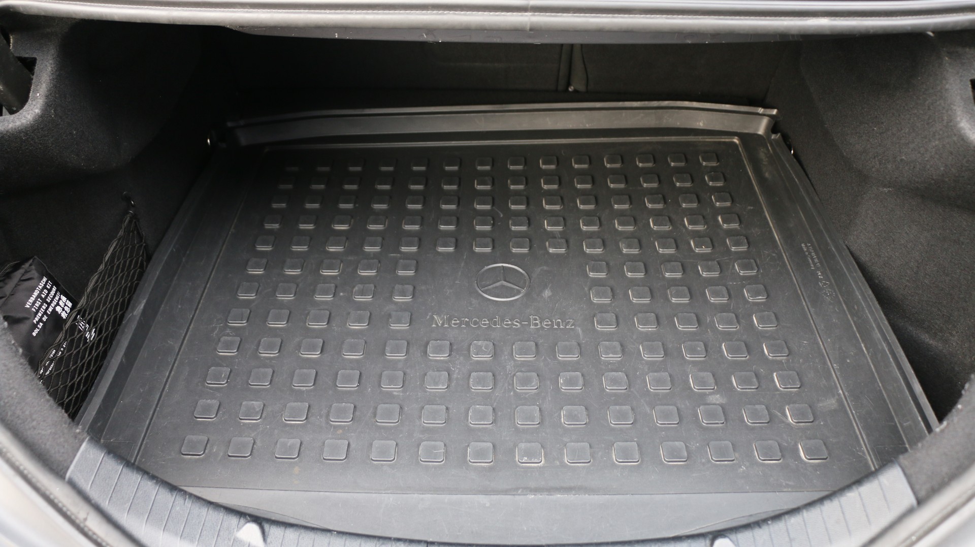 MERCEDES-BENZ CLA 250 AMG Line 4Matic-image-13