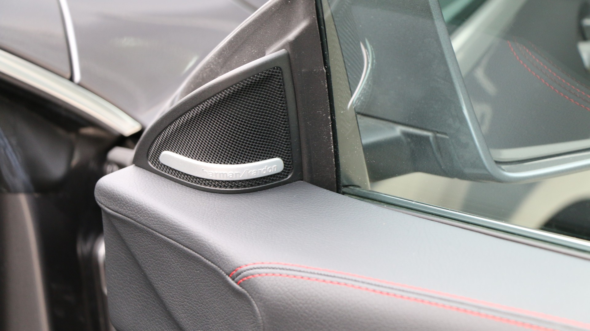 MERCEDES-BENZ CLA 250 AMG Line 4Matic-image-17