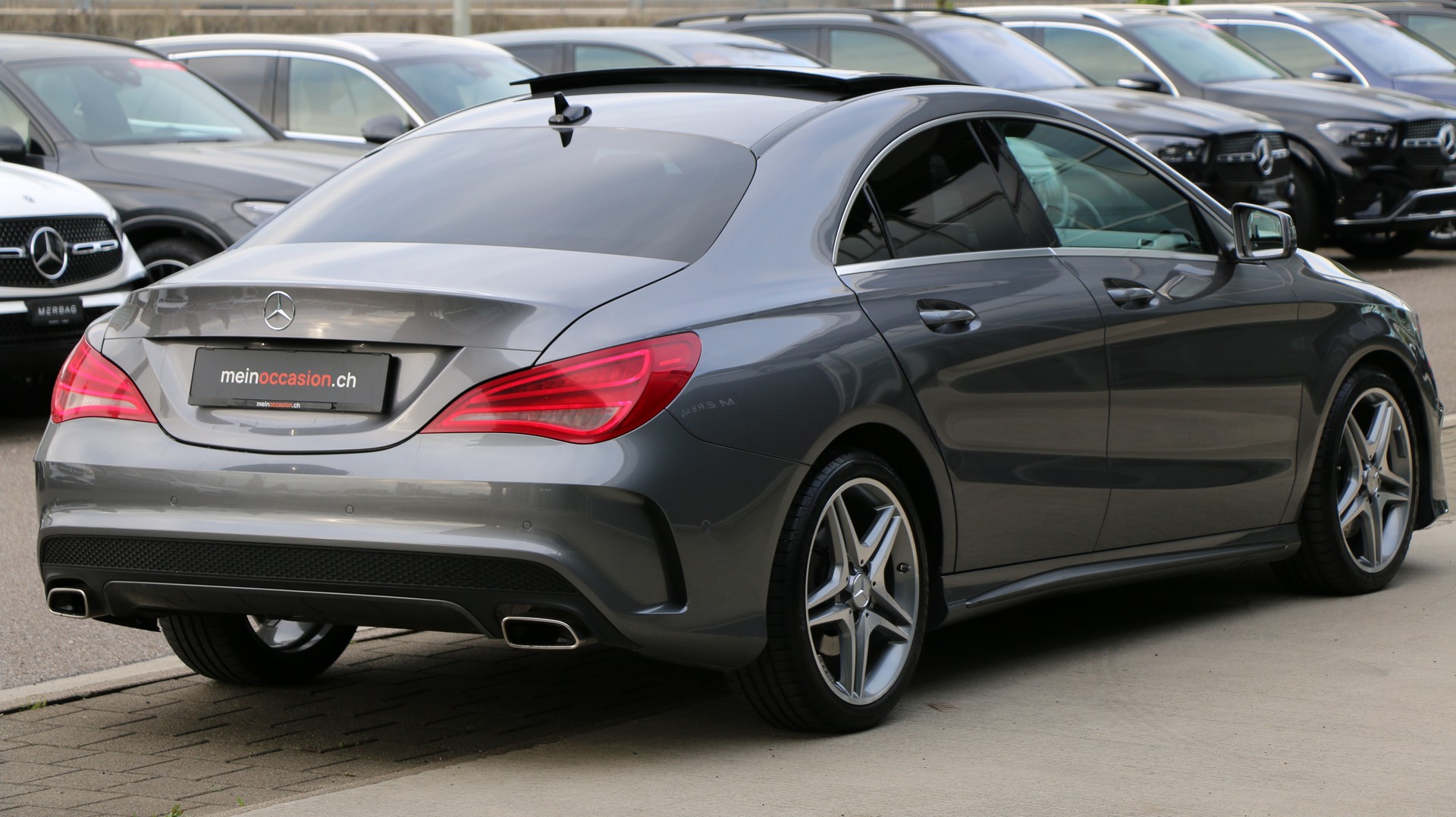 MERCEDES-BENZ CLA 250 AMG Line 4Matic-image-5