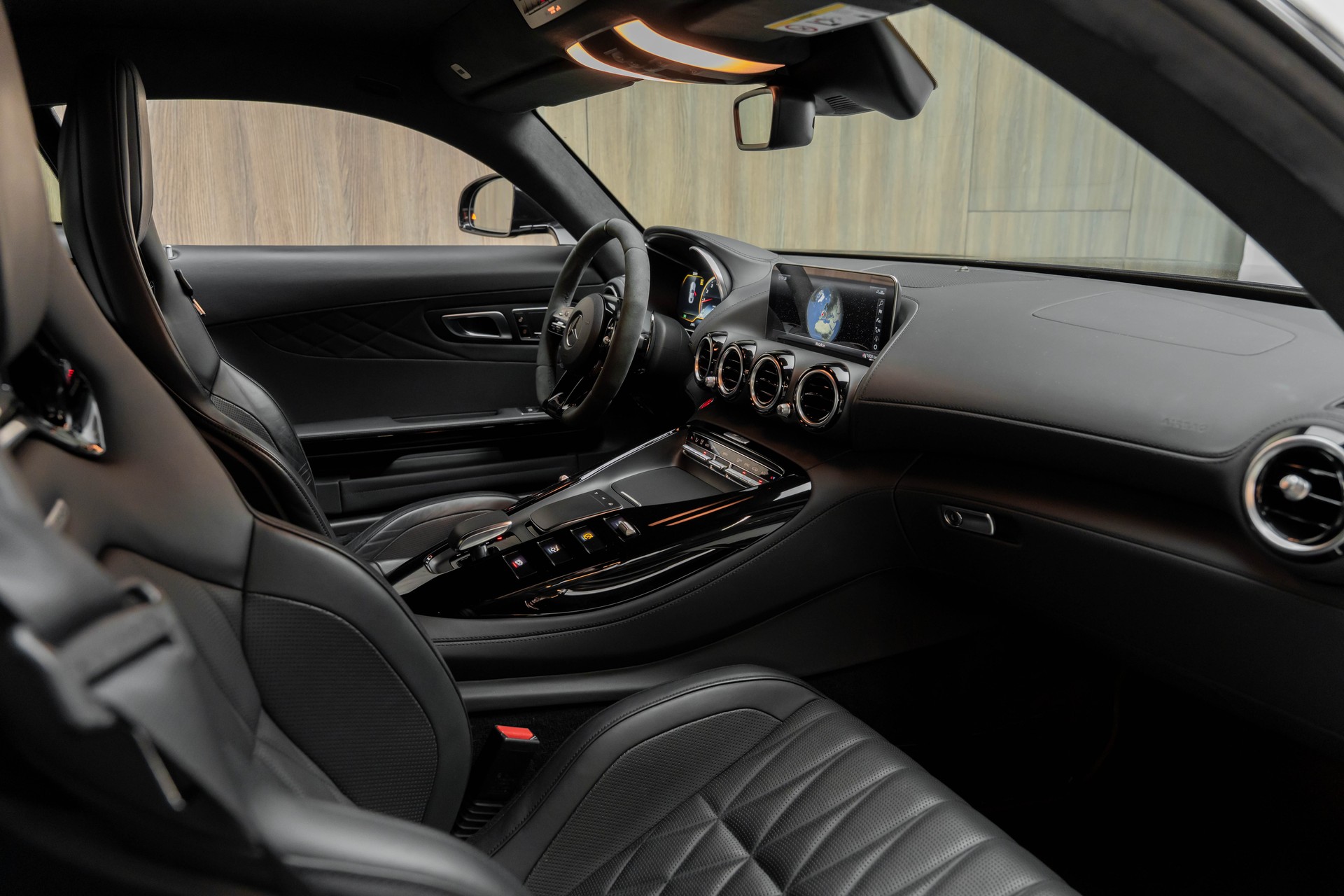 MERCEDES-BENZ AMG GT Speedshift DCT-image-6