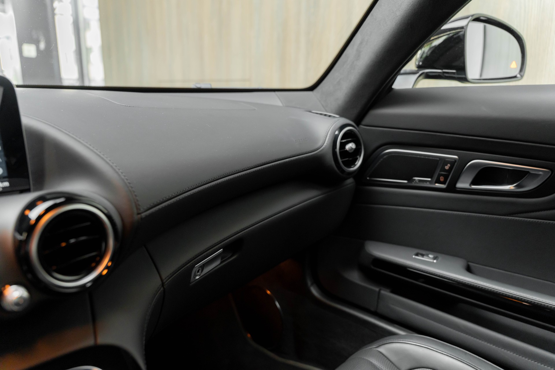 MERCEDES-BENZ AMG GT Speedshift DCT-image-13