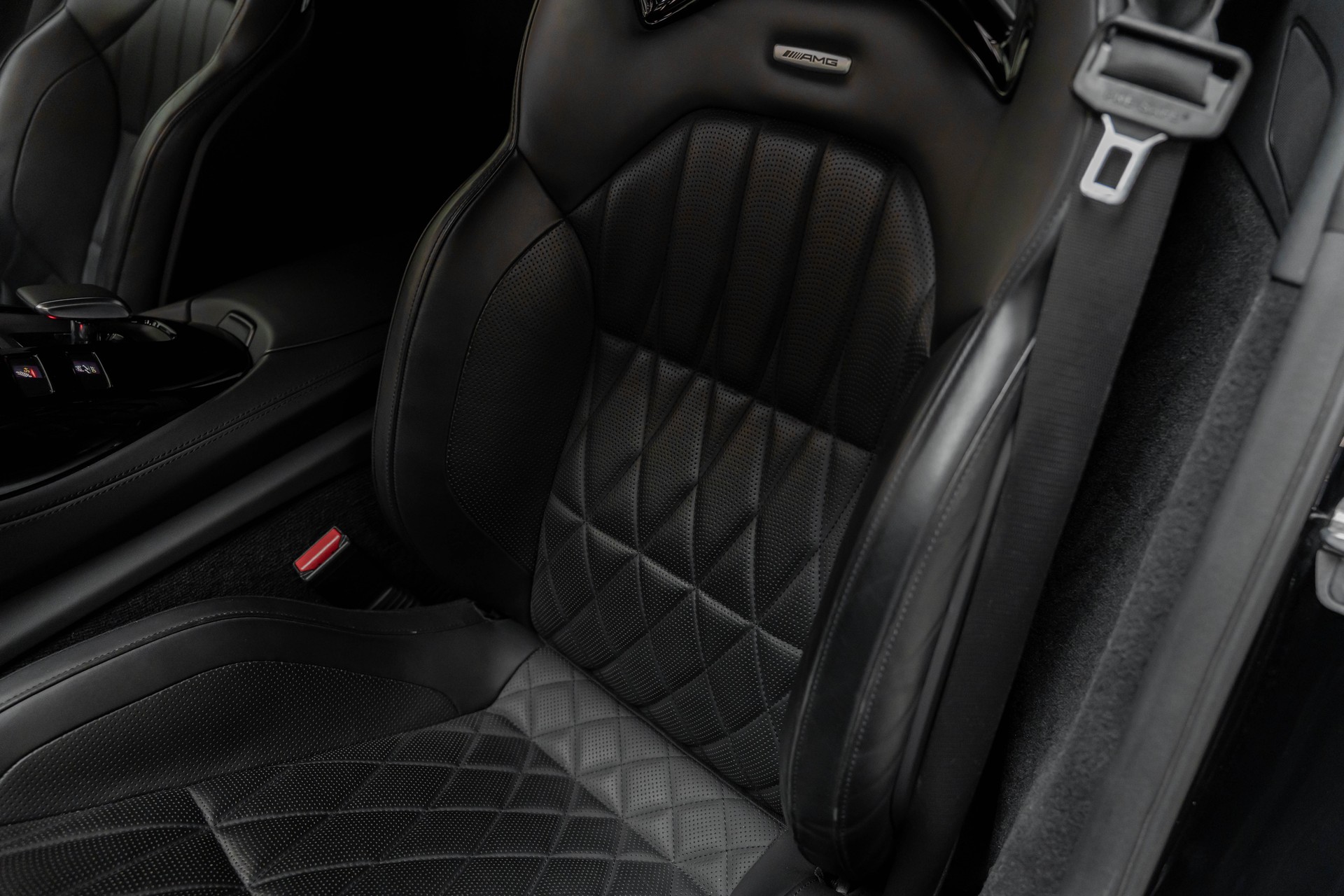 MERCEDES-BENZ AMG GT Speedshift DCT-image-16