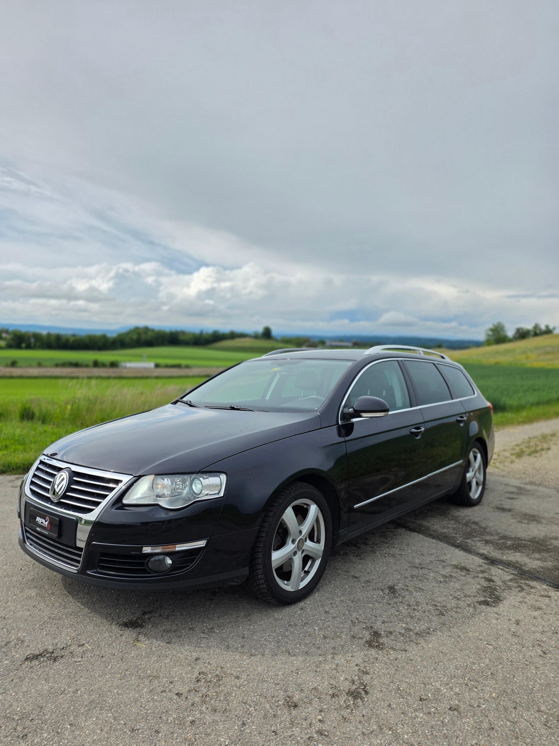 VW Passat Variant 2.0T FSI Premium DSG-image-9