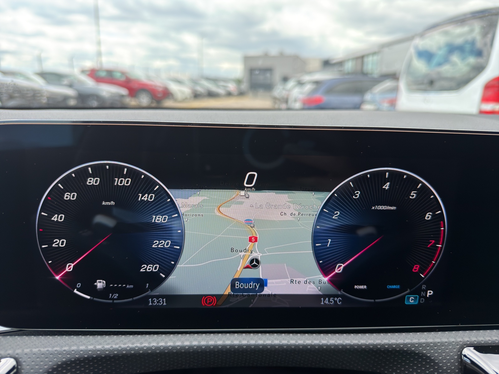 MERCEDES-BENZ A 220 4Matic 8G-DCT-image-10