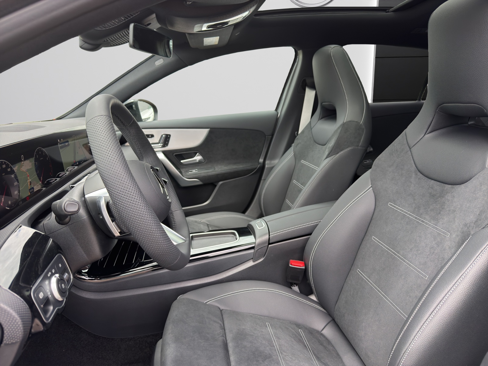 MERCEDES-BENZ A 220 4Matic 8G-DCT-image-7
