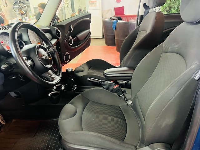MINI Cooper SD-image-7