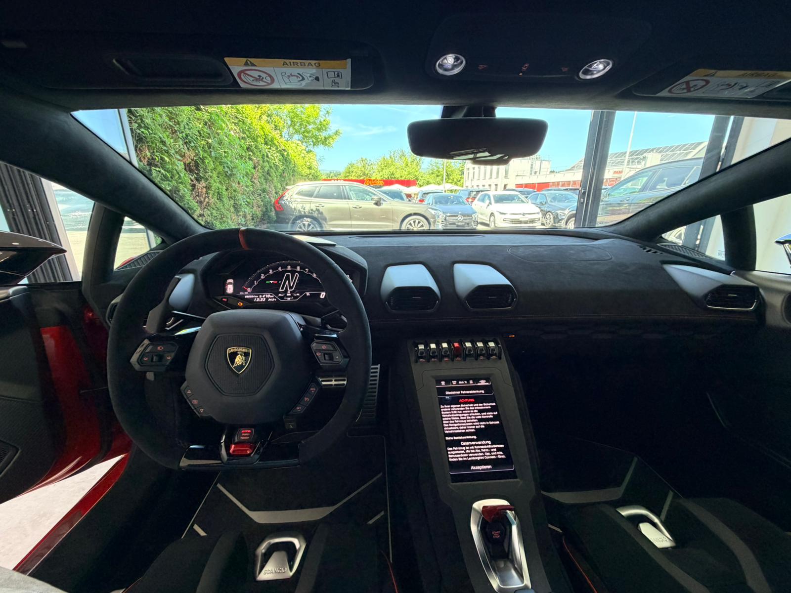 LAMBORGHINI Huracan STO Coupé DCT RWD-image-14