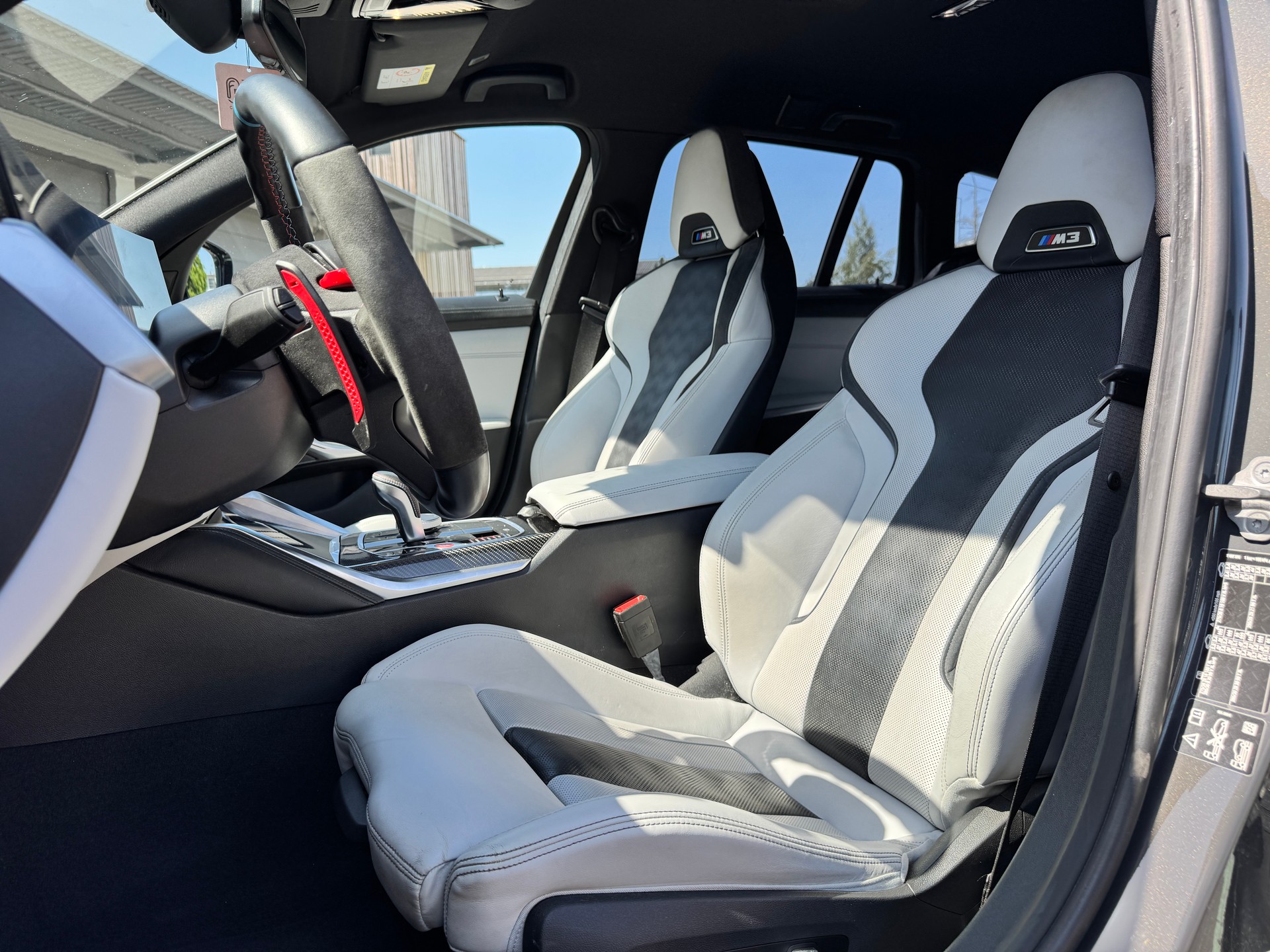 BMW M3 Touring xDrive Competition M-image-6