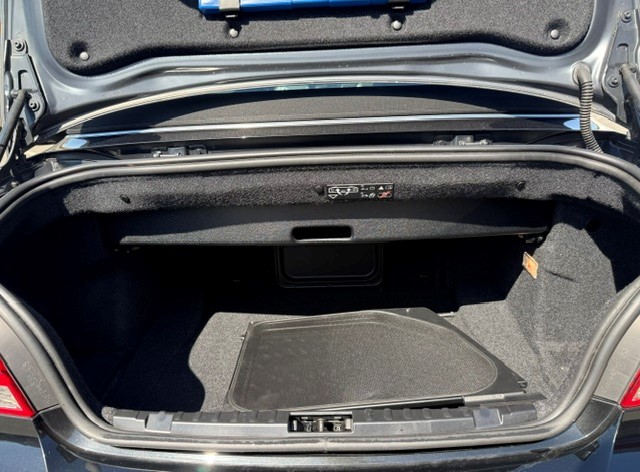 BMW 120i Cabrio Steptronic-image-5