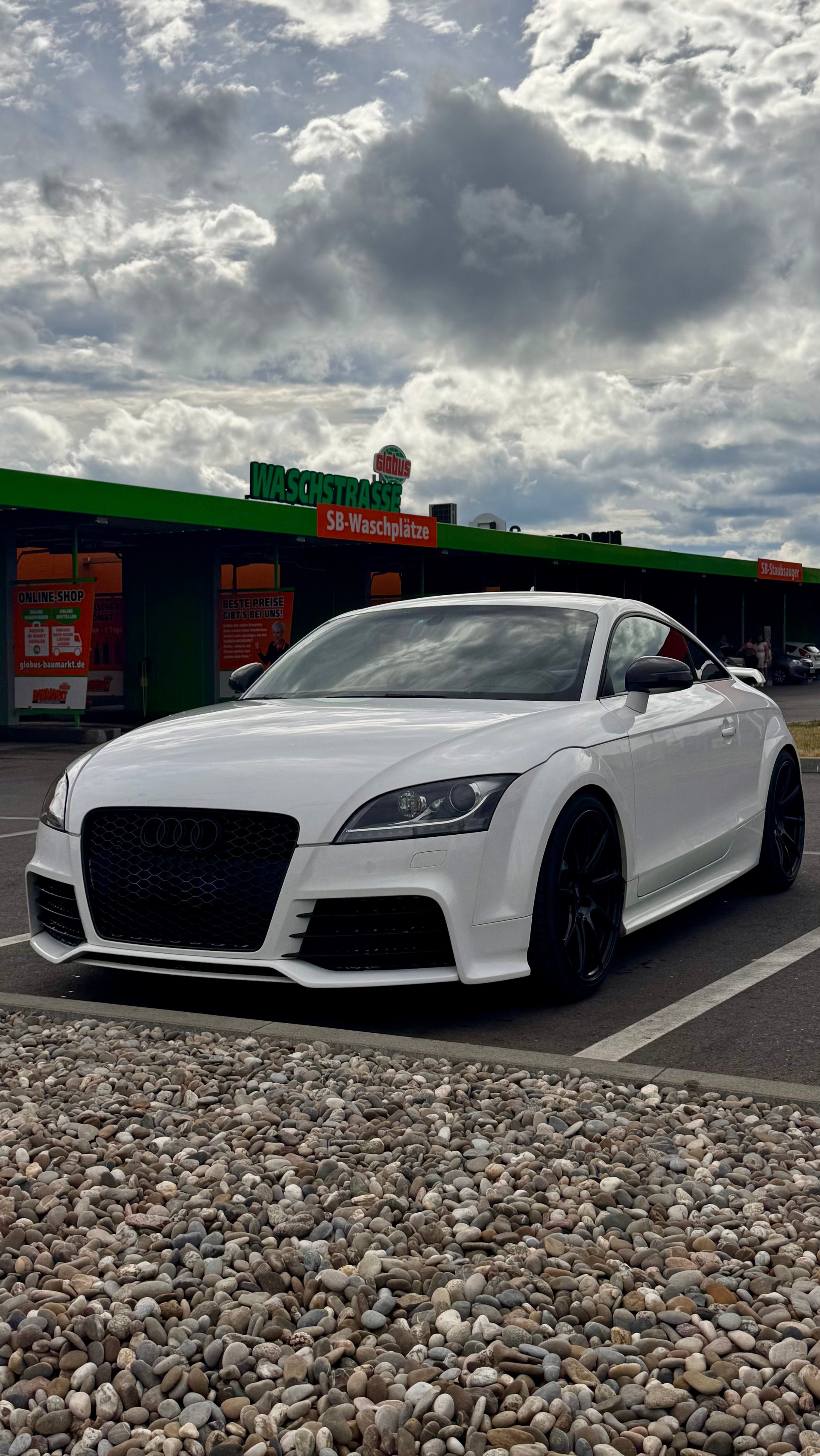 AUDI TT RS 2.5 TFSI Plus quattro S-Tronic-image-2