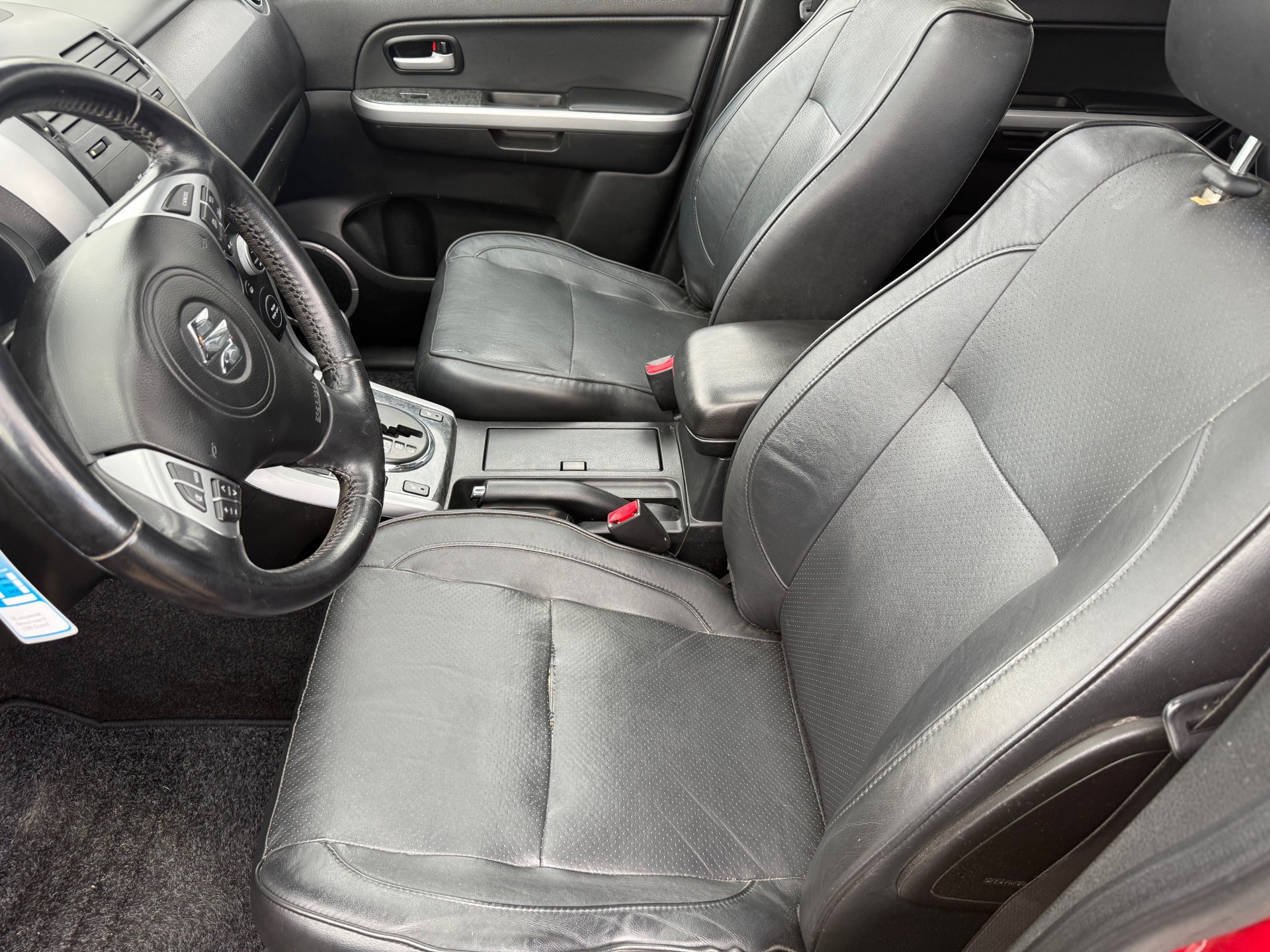 SUZUKI Grand Vitara 2.4 16V GL Top-image-6